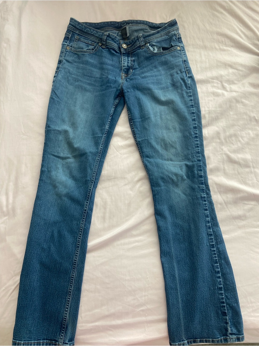 Y2K Low-Rise Bootcut Jeans - Medium Wash